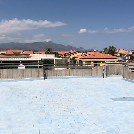 Appartamento Casasolemare Fondachello Fondachello  Dış mekan fotoğraf