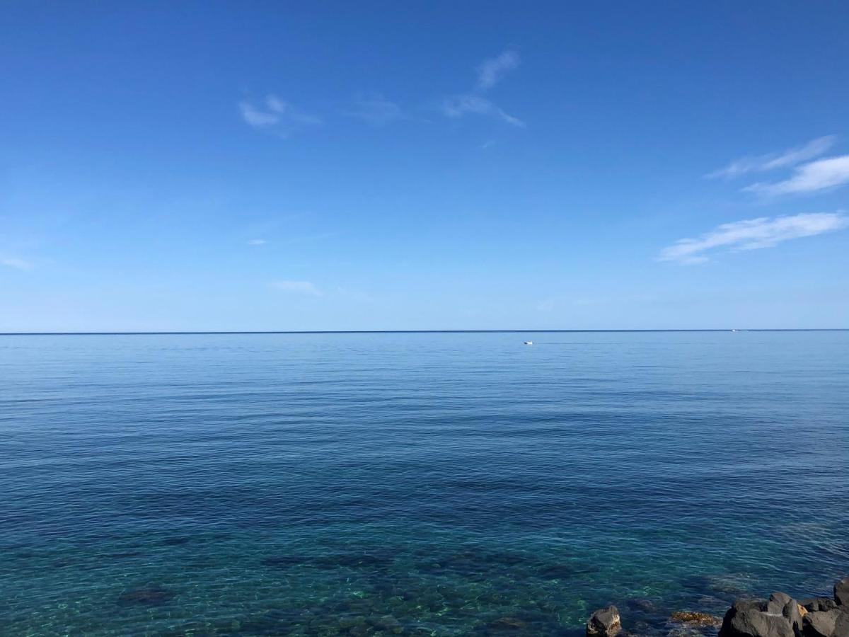 Appartamento Casasolemare Fondachello Fondachello  Dış mekan fotoğraf