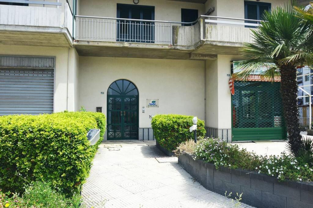 Appartamento Casasolemare Fondachello Fondachello  Dış mekan fotoğraf